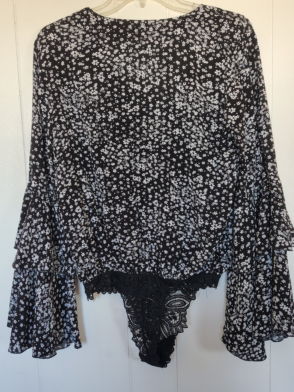 Free People Black and White Floral Button Front Blouse Size XS. - Picture 5 of 11